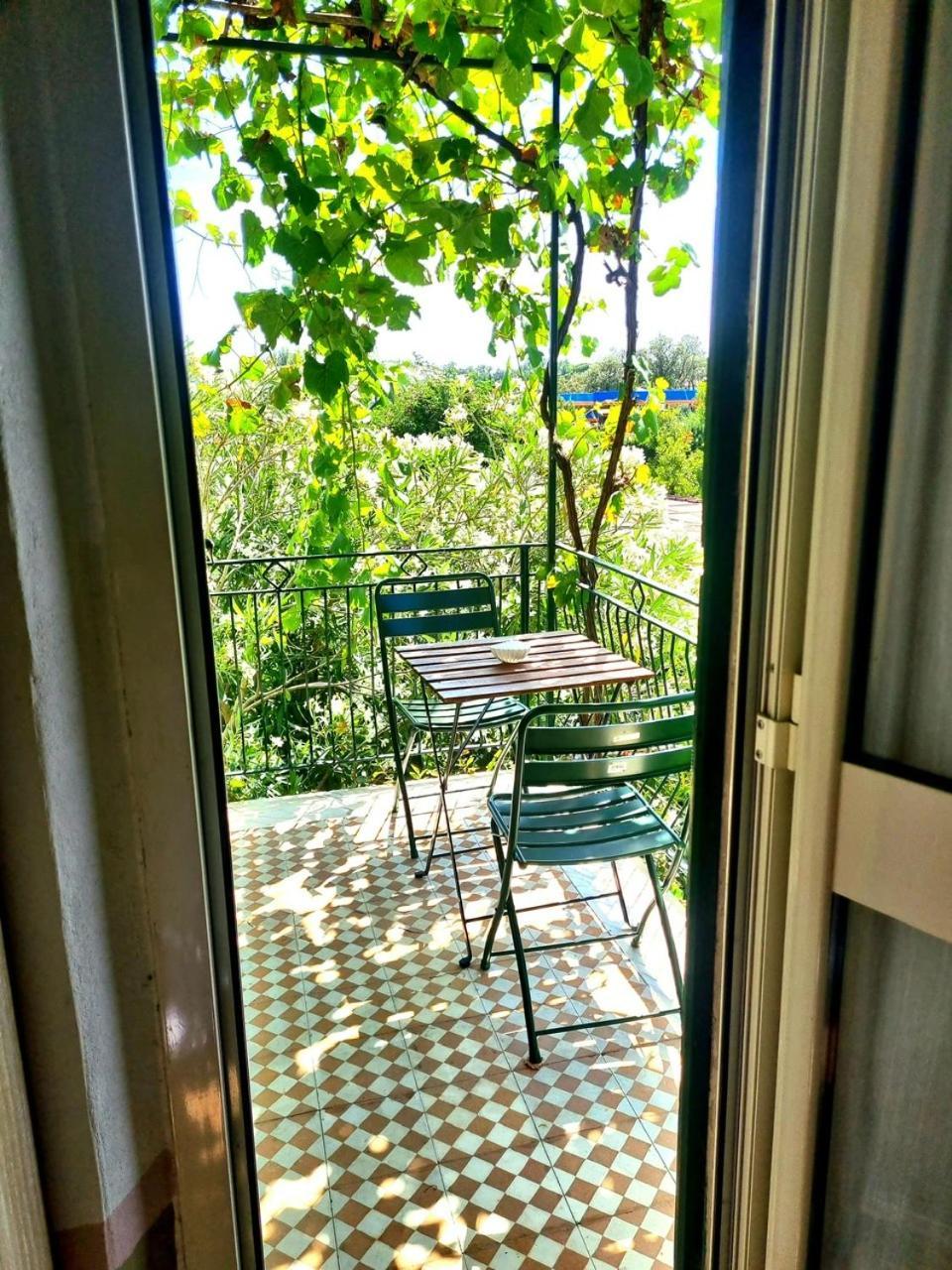 Bed and Breakfast Casa Cambini Марина-ди-Масса Экстерьер фото